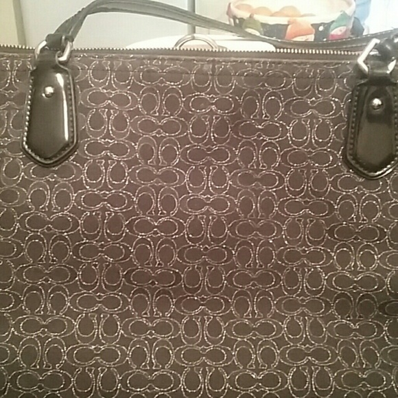 Coach - Picture 7 of 8